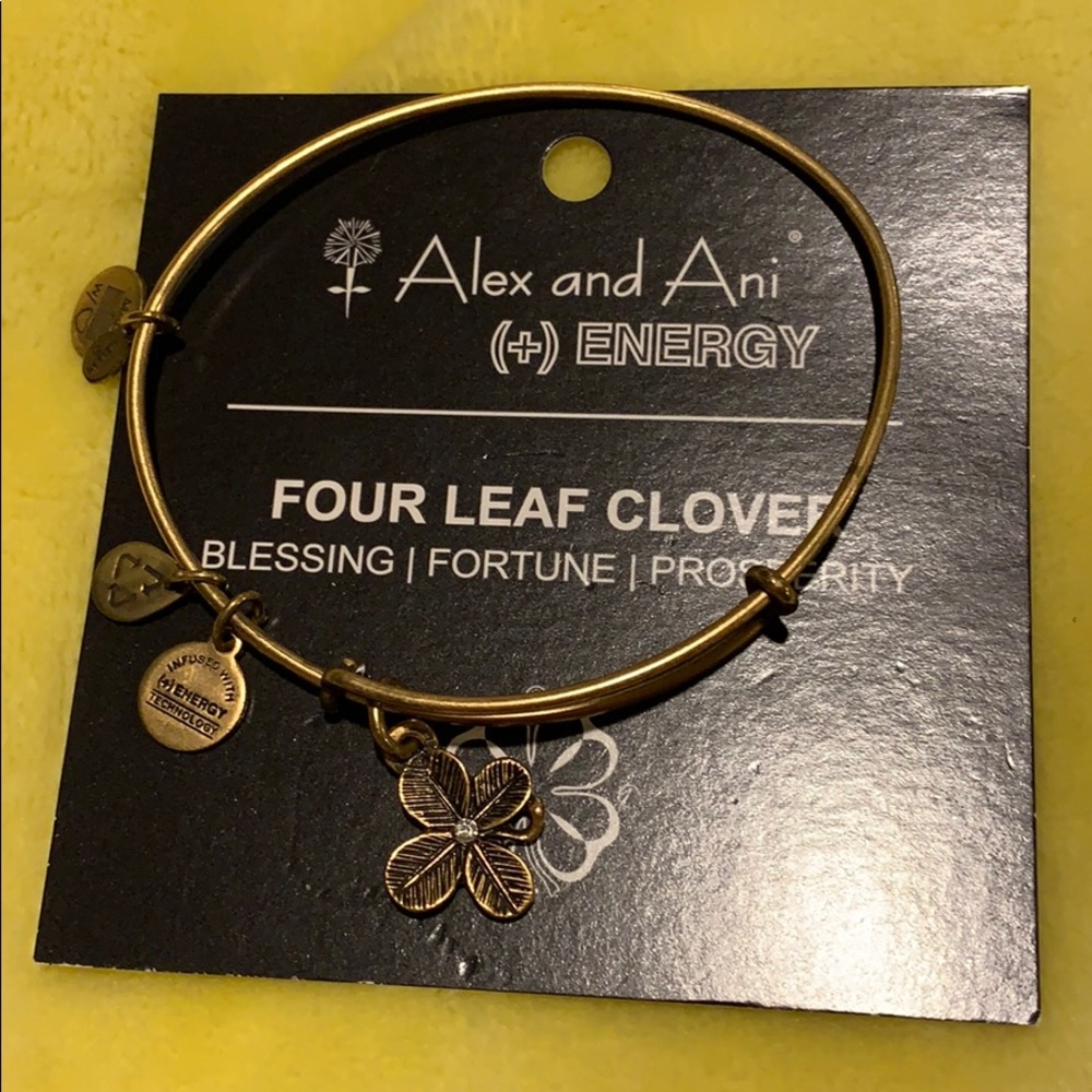 Alex and Ani four leaf clover bangle